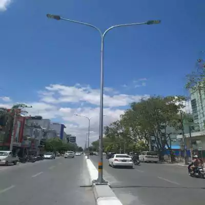 9M Street Light Pole With 1.5M Double Arms